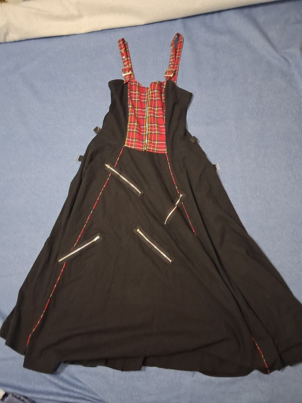 Y2k mall goth plaid pinafore dress. Punk zippers, d rings bandage style alt mini